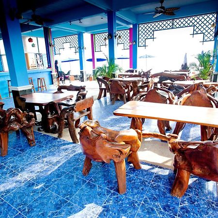 Sea Breeze Guest House Cha-Am Exterior photo